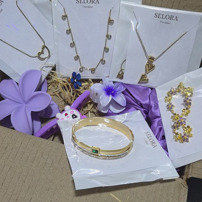 Jewelry Hamper