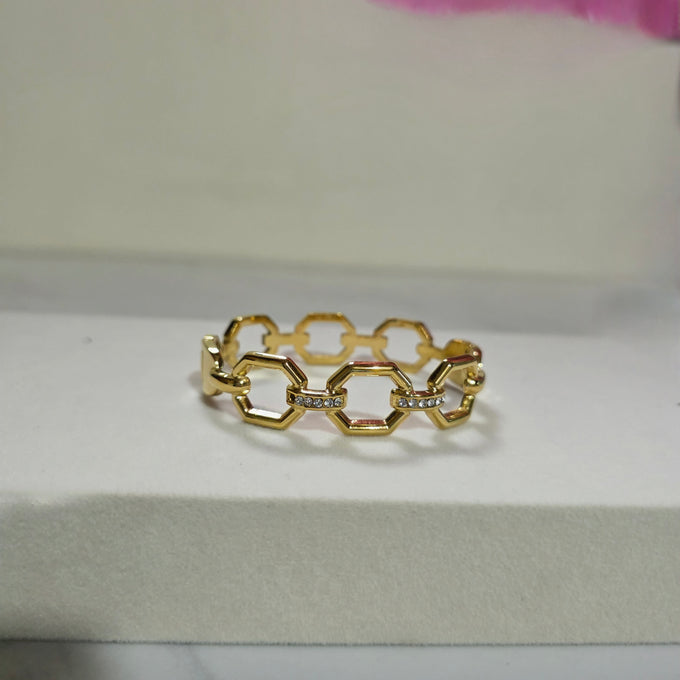 Hexa Line Kada