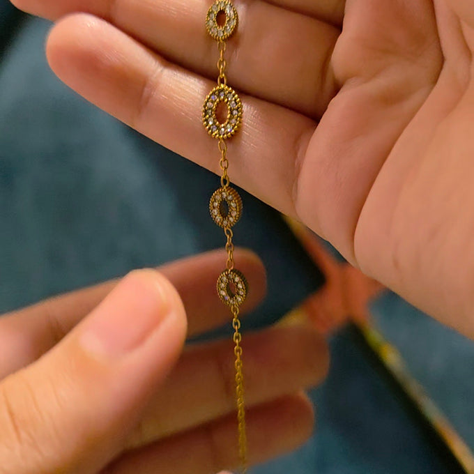 Celeste Oval Bracelet ✨