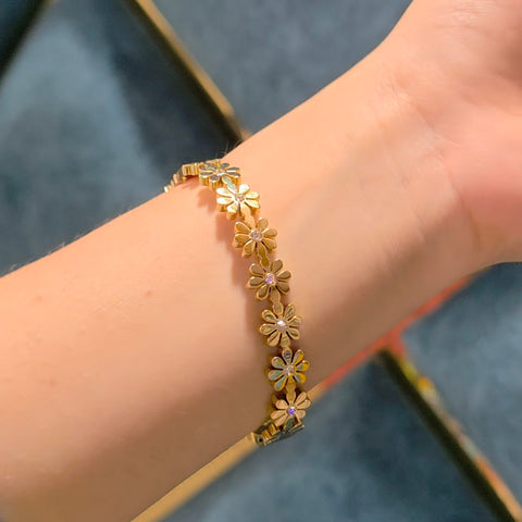 Daisy Flower Bracelet
