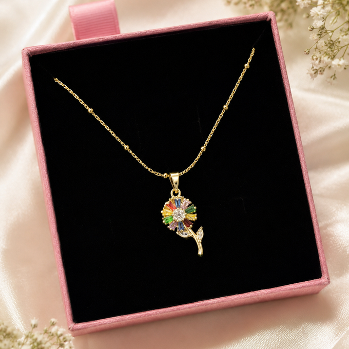 Magic Bloom Spinner necklace
