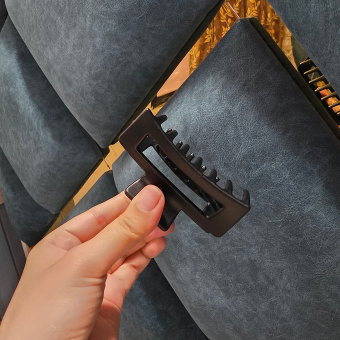 Minimalist Luxe Rectangular Claw Clips