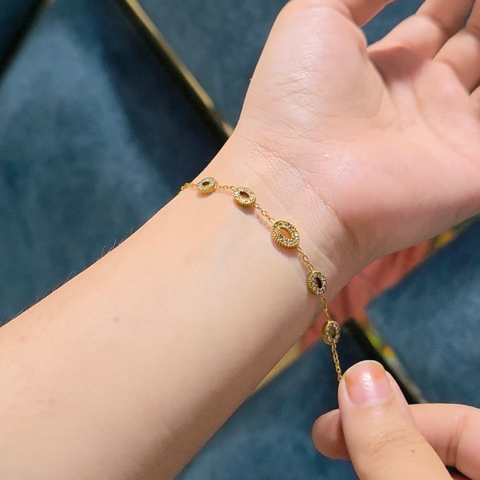 Celeste Oval Bracelet ✨