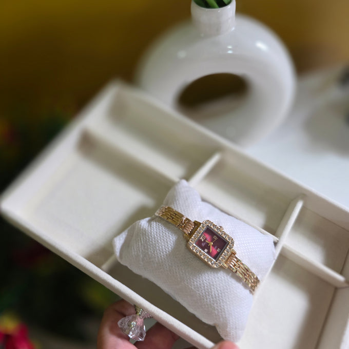 Halo Diamond Bezel