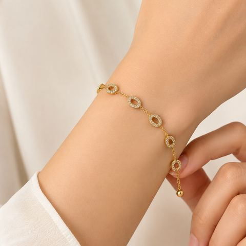 Celeste Oval Bracelet ✨