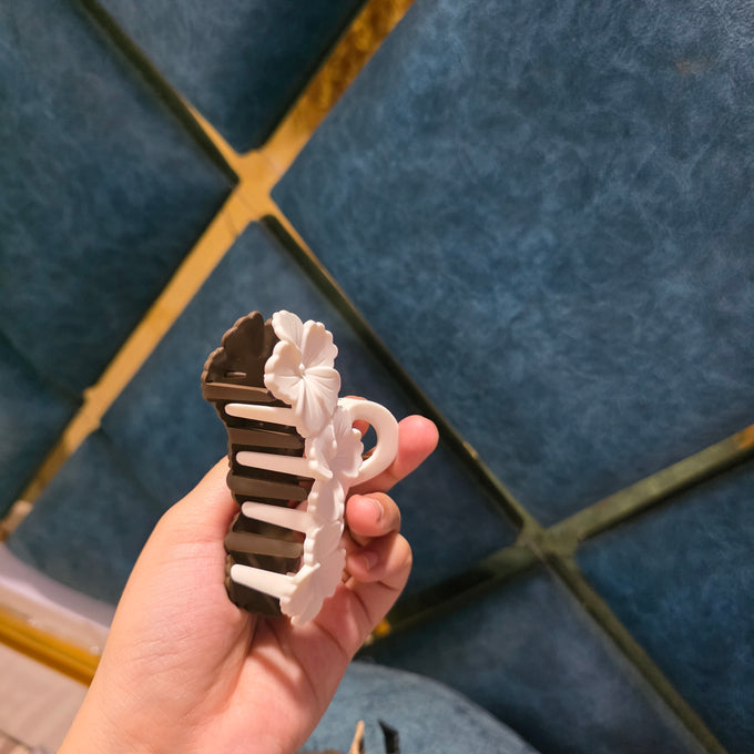 Bloom Luxe Floral Claw Clip