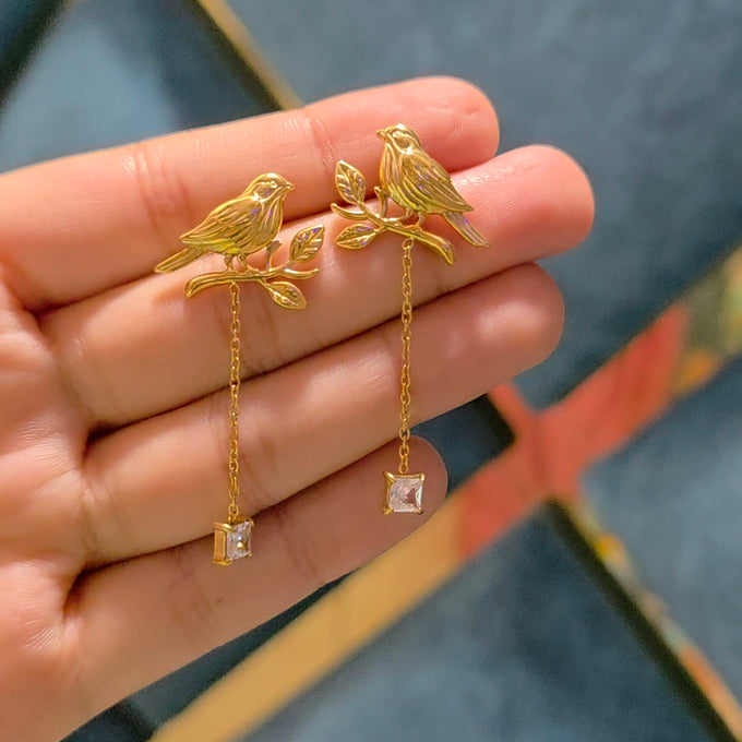 Golden Bird Branch Chain Earring
