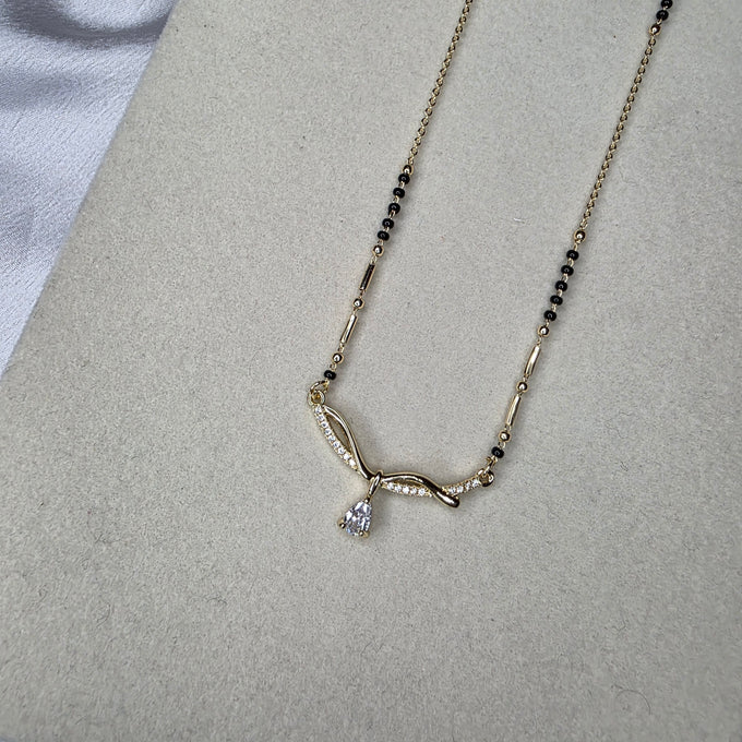 Tanya Drop Mangalsutra